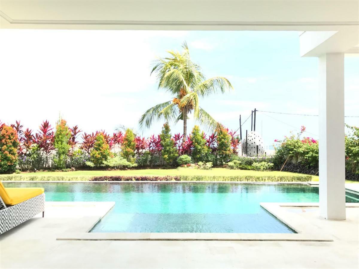 Villa Putih Lovina  Bagian luar foto