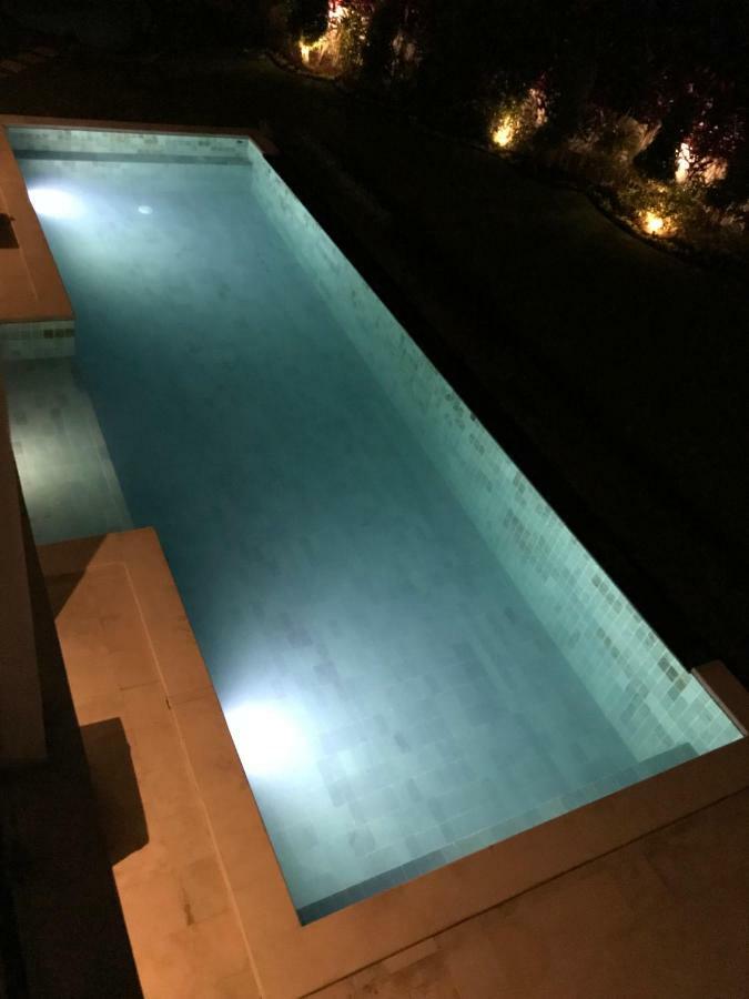 Villa Putih Lovina  Bagian luar foto